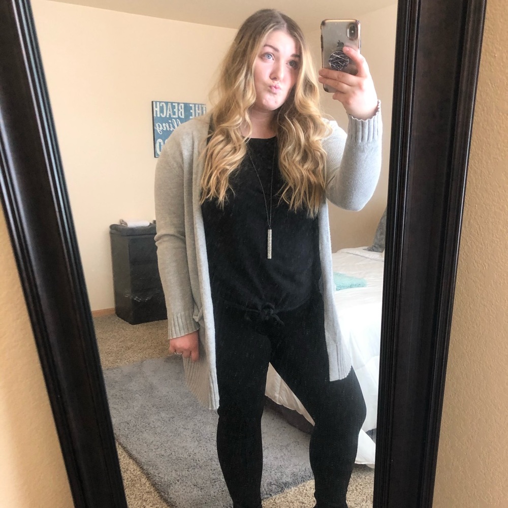Meet your Posher, Courtney
